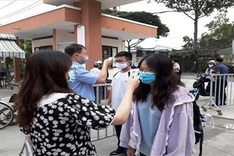 Return to school of HCM City first-graders postponed