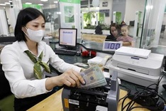 PM asks central bank to ensure sufficient credit flow for the economy