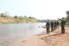 Dozens of Lao students in Vietnam return home illegally