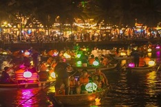 People flock to Hoi An to enjoy Mid-Autumn Festival