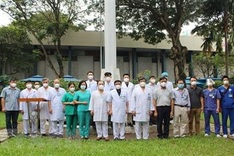 HCM City sends health workers to aid other localities in COVID-19 combat