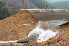 Deputy Minister urged to repair damaged canal section in Thanh Hoa