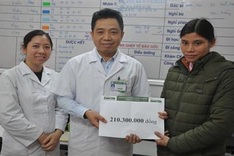 VND210m donated to terminally-ill man in Thanh Hoa