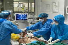 More Hanoi hospitals support southern localities’ Covid-19 fight