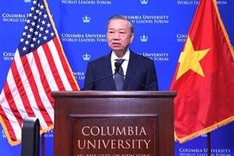 Vietnam’s top leader visits, delivers policy speech at Columbia University