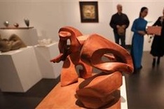 Sculpture exhibition celebrates spring of the country