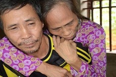 Disabled man takes care of paralysed sister in poverty