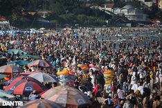 Crowded Vung Tau Beach on National Day Holiday