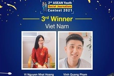 Vietnamese students win ASEAN prize for idea of reducing plastic waste