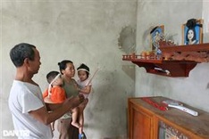 Elderly couple in Phu Tho in desperate need of support