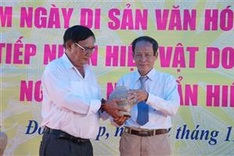 Dong Thap Museum receives large artefact donation