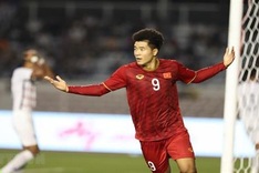 SEA Games 30: Vietnam advance to football final