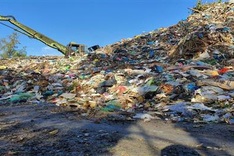 Bac Lieu faces rubbish problem as waste treatment project stagnates