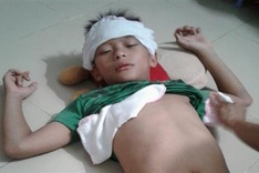 Poor mother seeking helps to save son from death