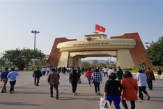 Hundreds of Lao students to return Vietnam to study