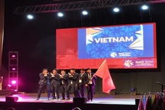 Vietnamese students win six medals at international maths contest