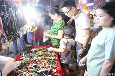 First pedestrian street in Vinh City opened