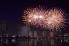 Seven foreign teams to join Danang fireworks festival