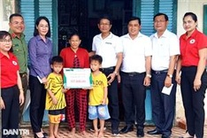 Disabled single mother receives community support