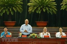 PM Nguyen Xuan Phuc speaks of highly-skilled workers’ role