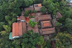 Old Hanoi pagoda badly deteriorated