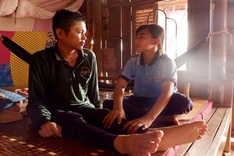 Long An family struggles to find help for ill father