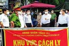 Hanoi party secretary urges to tighten social distancing