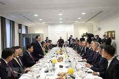 Prime Minister meets leaders of French groups