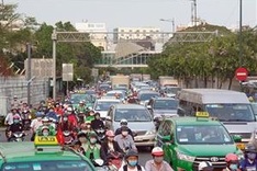 HCMC struggles to implement motorbike emission checks