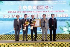 Ben Tre set World Record with 222 coconut-based dishes