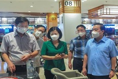 Hanoi tightens monitoring at shopping centres