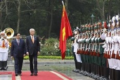 Welcome ceremony held for Malaysian PM