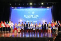 Teams descend on Hanoi Open Mathematics Competition 2019