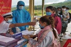 Lao students quarantined in Vietnam for study