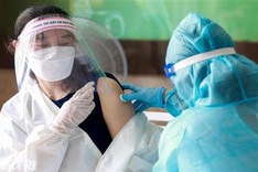 HCM City wants to shorten interval between AstraZeneca doses