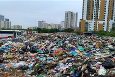 Hanoi speeds up rubbish backlog clearing