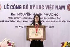 13-year-old student named Vietnam's youngest writer of fiction in English