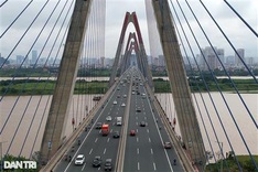 Six bridges spanning Hanoi's Red River
