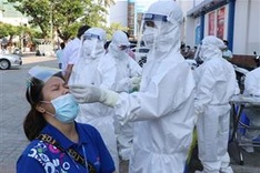 Ministry to mobilise 10,000 medical workers to aid HCM City
