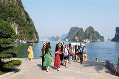 Quang Ninh announces many new tourism products