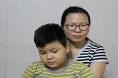 Poor mother in desperate need to save ailing child