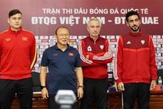 Vietnam coach Park sets three-point target for UAE clash