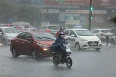 Northern region faces light cold spell, heavy rain