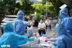 Vietnam sees decline in daily Covid-19 cases