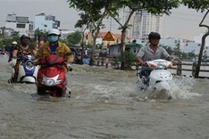 HCM City prepares for high tide flooding