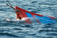 Three missing after fishing boat sinks off Binh Thuan