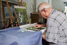 Hanoi's veteran artisan helps promote embroidery craft