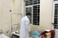 Over 320 hospitalised with food poisoning in Dong Nai