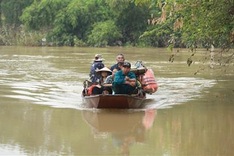 People on Red River islet struggling with flooding