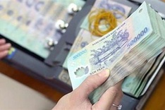 Vietnam sees public debt fall